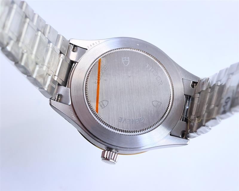 202459153918483 1100